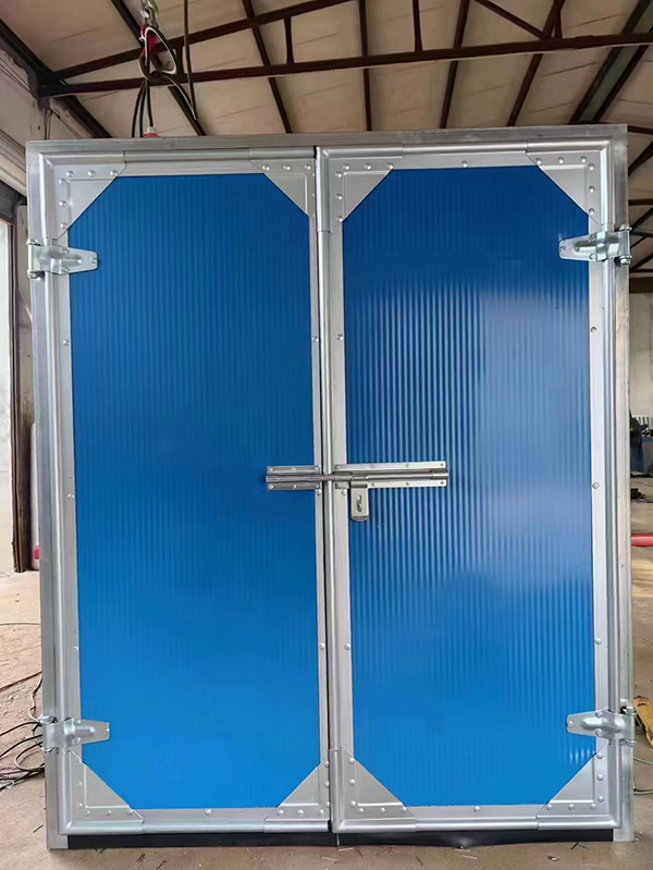 伊犁工业平开门