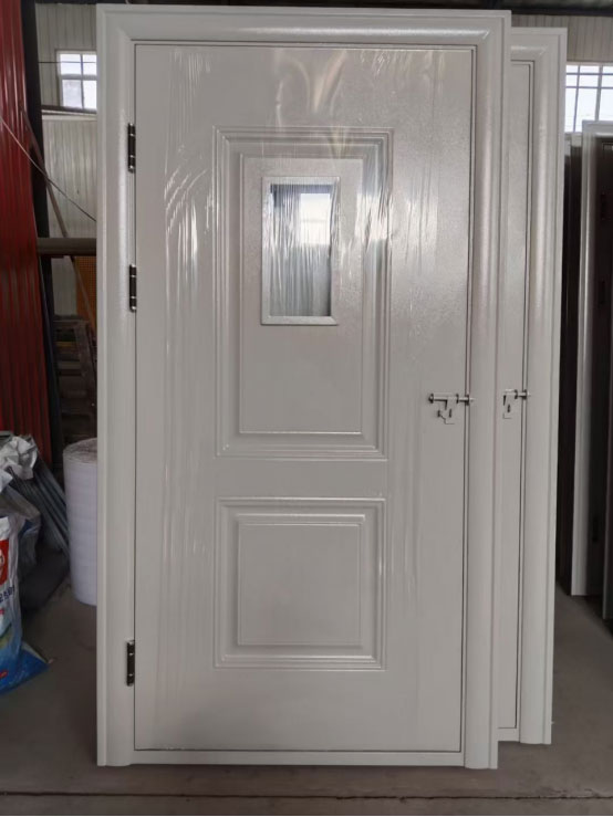 伊犁学校教室门