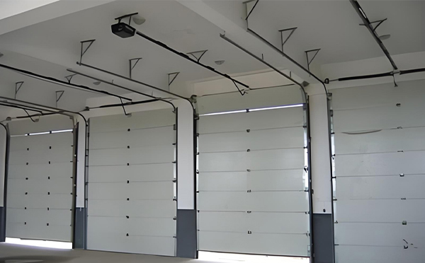 伊犁工业门定制需求升温——百安科技11月聚焦智能化与安全性能升级